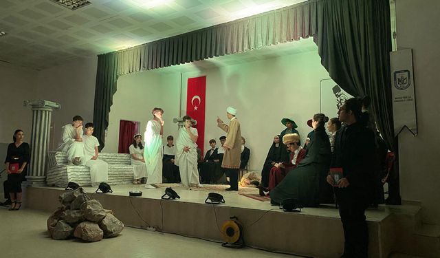 Dünya Felsefe Günü coşkuyla kutlandı