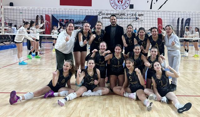 Eskişehir'de Melahat Ünügür voleybolde finalde