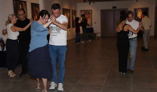 Sanat Sokağı’nda Tango Rüzgârı Esti