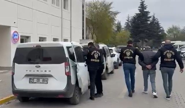 Yaşlıları darp edip altınlarını çalmıştı!