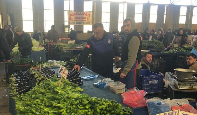 Zabıta Ekiplerinden semt pazarlarında kapsamlı denetim