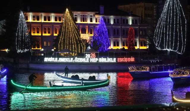 Eskişehir’de 2026’ya ışıl ışıl merhaba