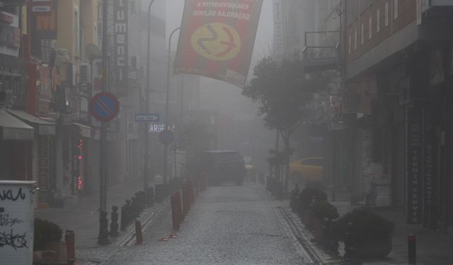 Eskişehirliler pazar sabahına sisle uyandı