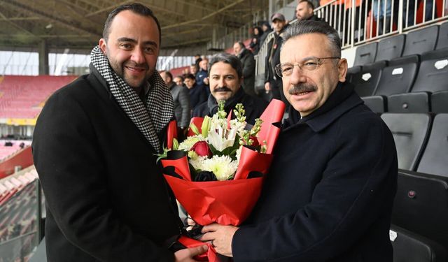 Eskişehirspor’dan Vali Hüseyin Aksoy’a veda