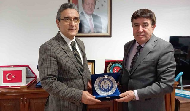 Kaymakam Yücel: 'Yunus Emre'nin dizeleri her kalbe dokunuyor'