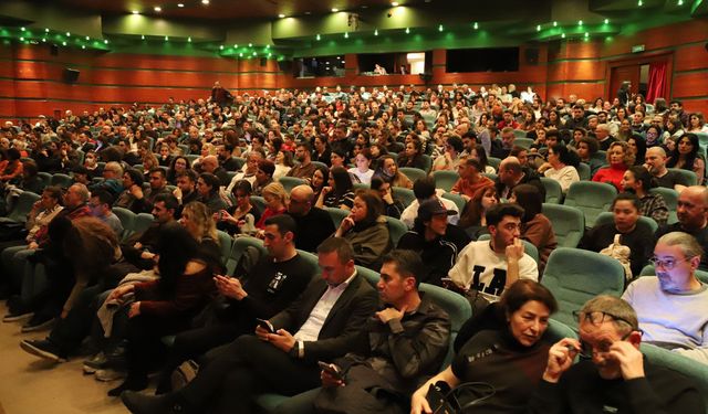 Cazın Özgür Ruhu Eskişehir’de Yankılandı