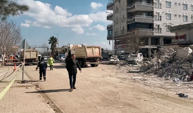 Deprem değil sorumsuzluk öldürür