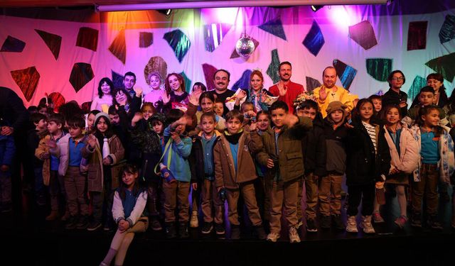 “İçindeki Renk” prömiyerini yaptı