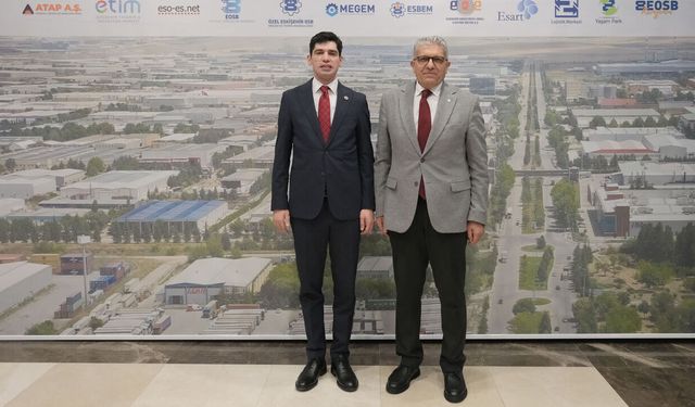 İnönü’nün ekonomik gelişimi konuşuldu