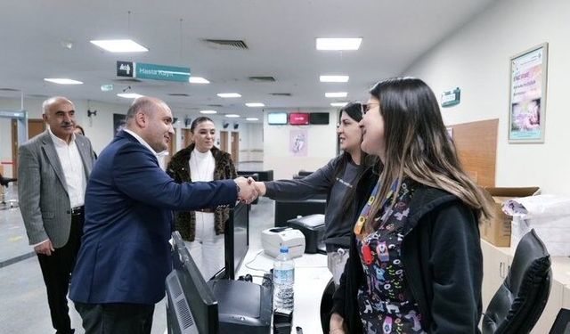 Başkan Albayrak, sağlık çalışanları ile bir araya geldi