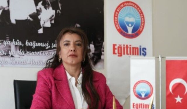 Eğitim-İş Eskişehir’den tepki: “İstiklal Marşı başka bir dilde okunamaz”