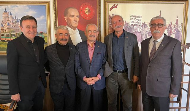 Koca Çınar Grubu’ndan Yılmaz Büyükerşen’e Ziyaret