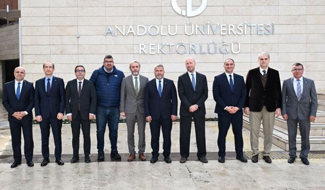 TCMB Başkan Yardımcısı Akçay’dan Rektör Adıgüzel’e ziyaret