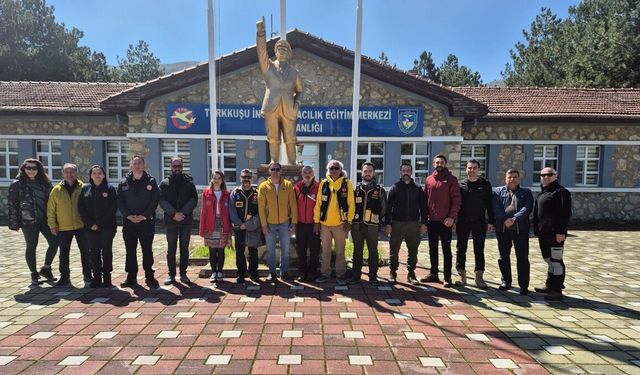 Büyükşehirden gönüllülere kapsamlı eğitim