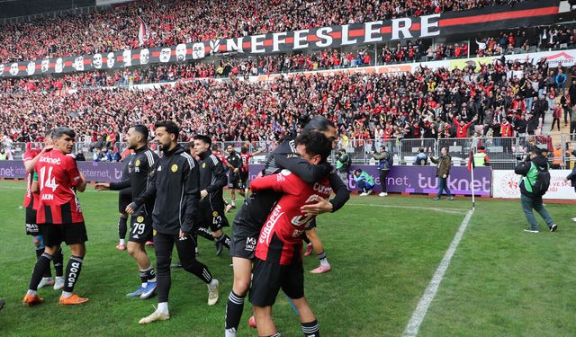 Eskişehirspor, Kütahyaspor'u eze eze devirdi: 4-0