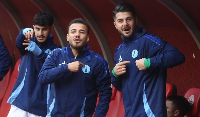 Kütahyasporlu futbolcular terbiyesizlikte sınır tanımadı