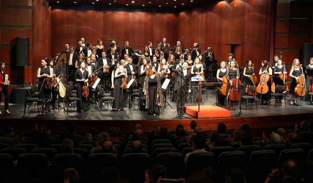 Senfoni orkestrasından muhteşem konser