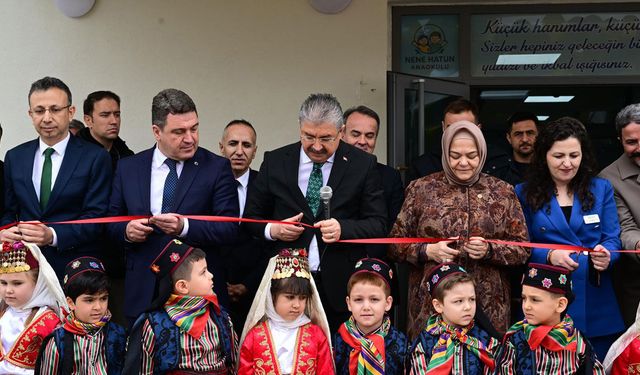 Ayşen Gürcan, Nene Hatun Anaokulu açılışı ve Yeşilay Bahar Fest’e katıldı