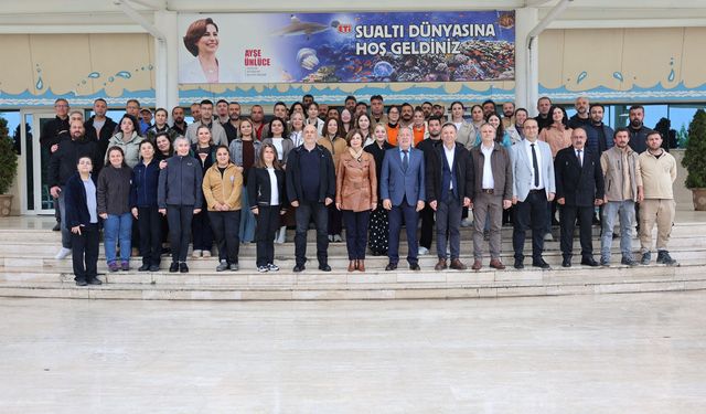 Biz büyük bir aileyiz