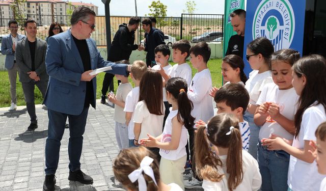 Minik yüzücülerden büyük başarı