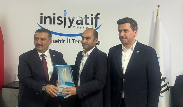 Selçuk Türkoğlu gençlerle buluştu: “Gerçekleri kabul ederek yol almalıyız”