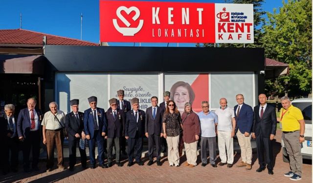 Büyükşehirden şehit aileleri ve gazilere babalar günü yemeği