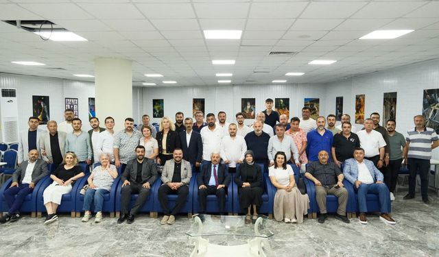 Eskişehir esnafından Karamanlı’ya güçlü destek