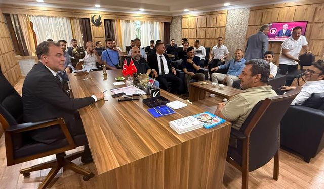 ESOGÜ akademisyenlerinden MHP İl Başkanı Sezer’e ziyaret