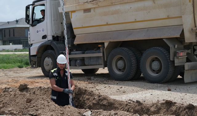 Günhan Sokak’ta yağmur suyu altyapısı güçlendirildi