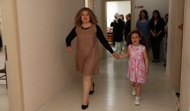 Odunpazarı’nda Halk Merkezi kursiyerlerinden renkli defile