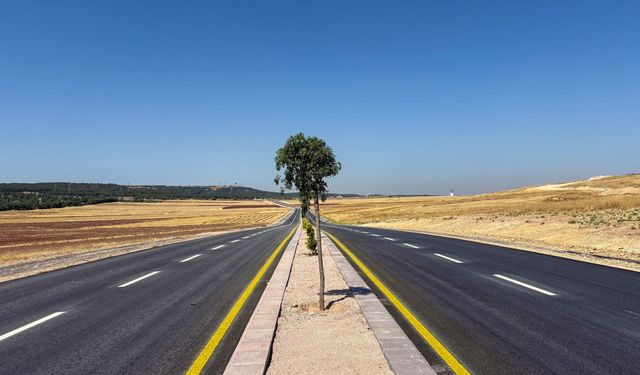 Bakımı tamamlanan yollar çizgileriyle güvenli hale geliyor