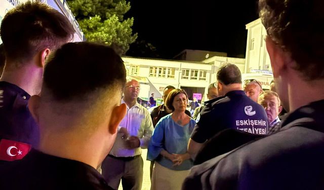 Başkan Ayşe Ünlüce’den yaralı itfaiye personeline geçmiş olsun ziyareti