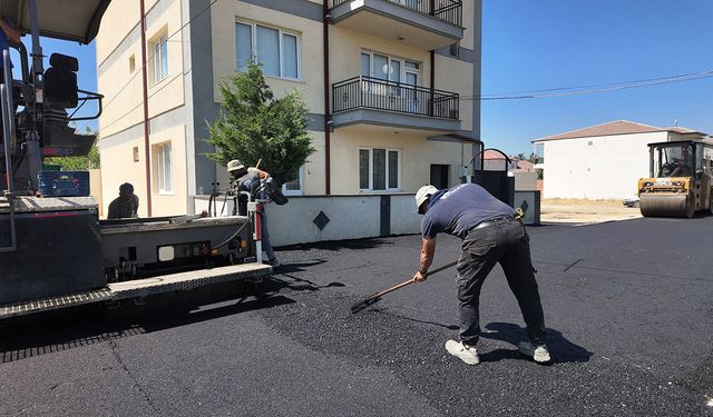 Çukurhisar’da asfalt seferberliği