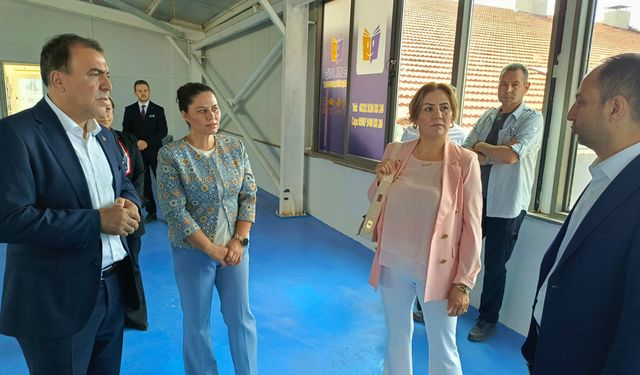 MHP Eskişehir’den Aşina Koleji’ne ziyaret