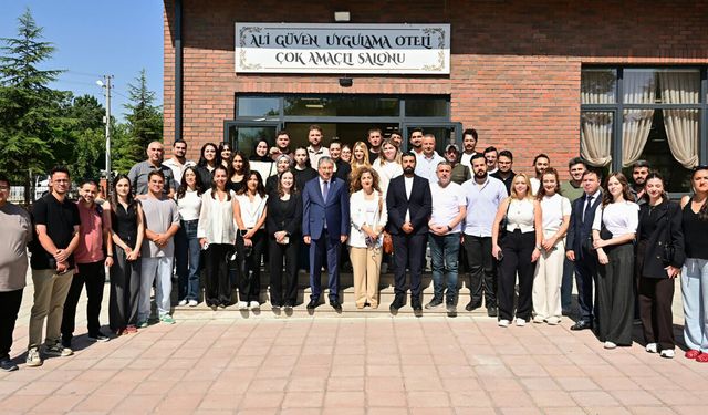Vali Yılmaz basının emekçileriyle buluştu