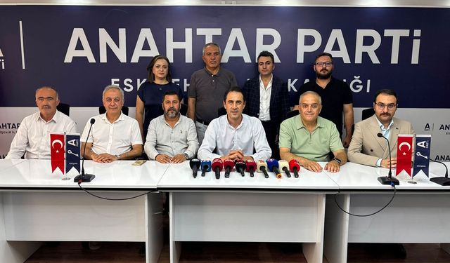 Çağlar Ölce’den Demirspor çıkışı: “96 yıllık kulüp kaderine terk edilemez”