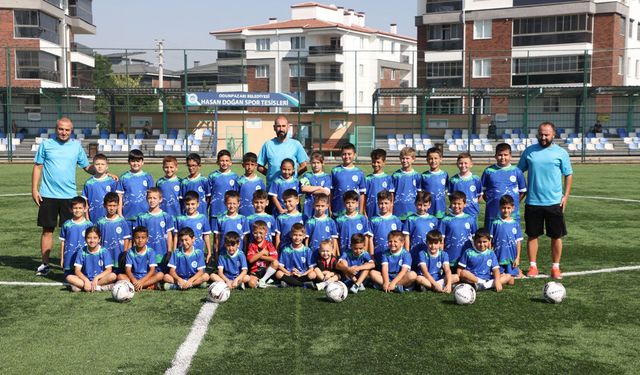 Odunpazarı’nda futbol yaz okuluna büyük ilgi