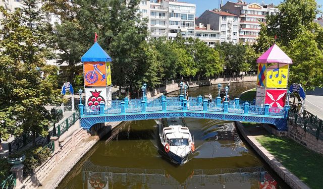 Porsuk Akıyor, Dünya Eskişehir’de Buluşuyor!