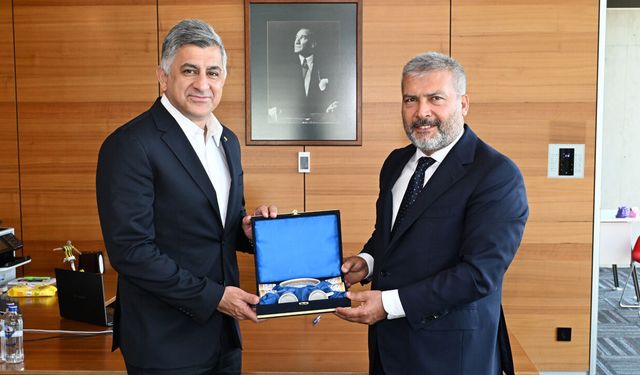 Rektör Adıgüzel, Eti Global CEO’su ile buluştu