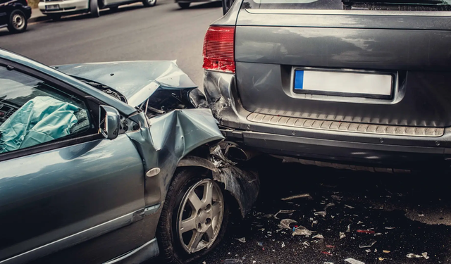 Trafik Kazası Sonrası Ne Yapılmalı? Haklar, Kusur ve Tazminat Süreçleri