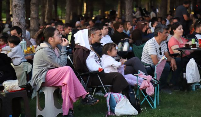 Yeşilçam geceleri ağustos ayında da devam ediyor