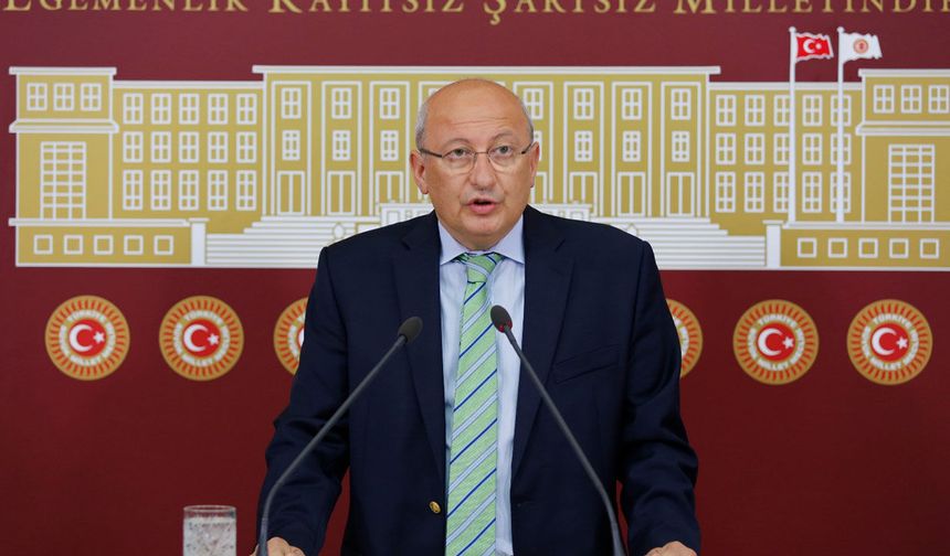 YENİ Parti'de Utku Çakırözer’e önemli görev