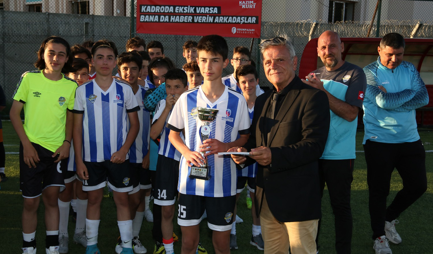 Atatürk Kupası U-13 Futbol Turnuvası tamamlandı