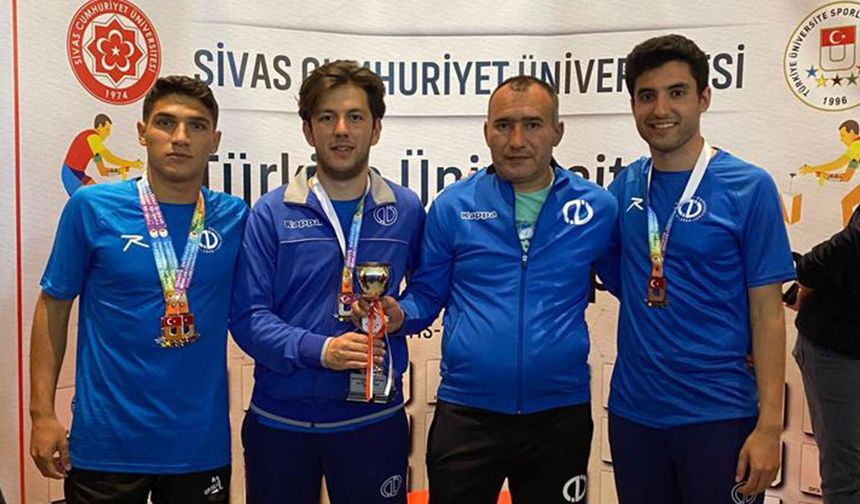 Oryantiring sporcusu altın madalya ile döndü