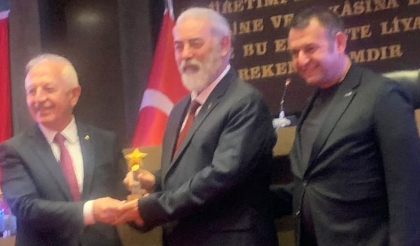 Yaşar Karamahmutoğlu yılın avukatı seçildi