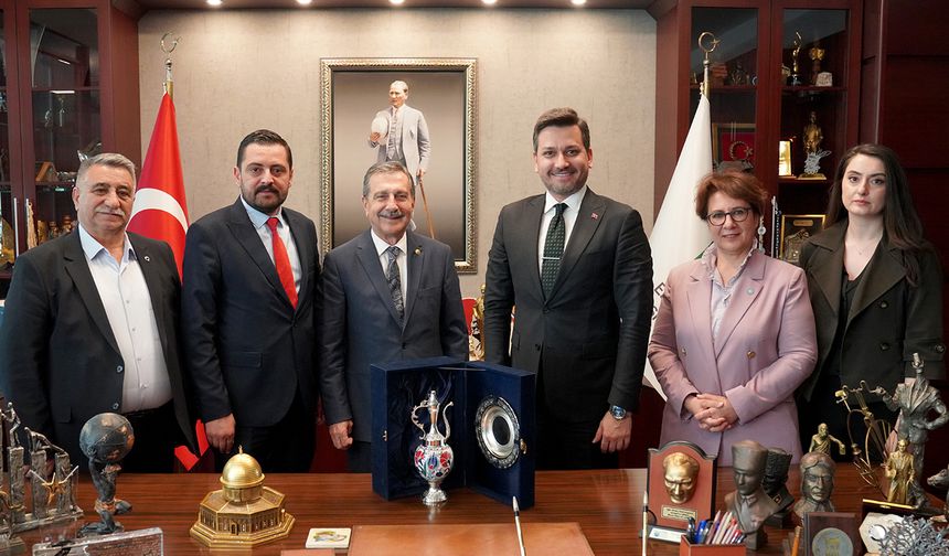 İYİ Parti’den başkan Ataç’a ziyaret