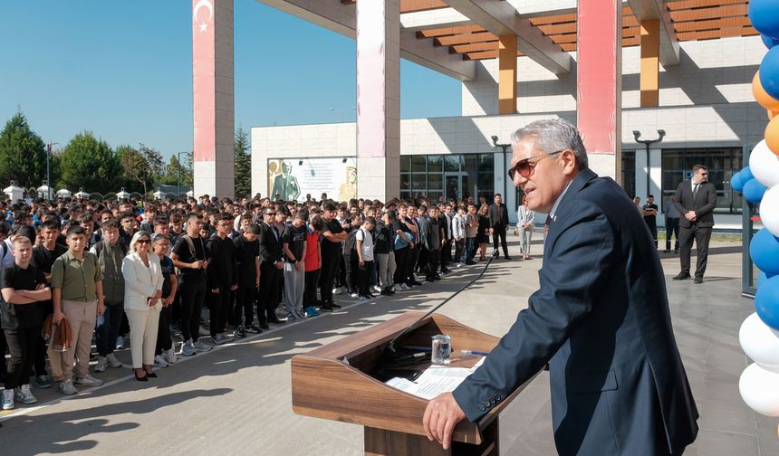 Okulumuz Türkiye’nin En Gözde Meslek Liselerinden Biri Oldu