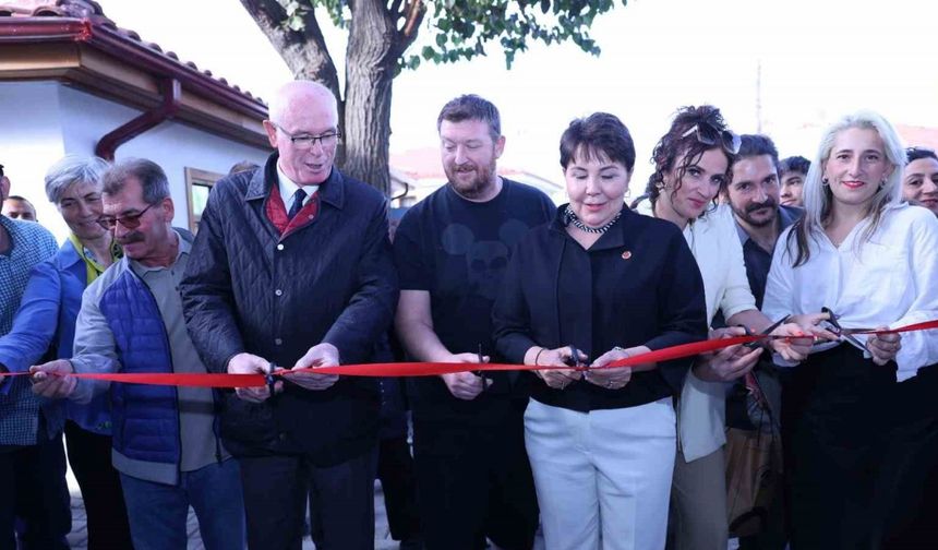 Eskişehir’in kültürel değerlerine sahip çıkıyoruz