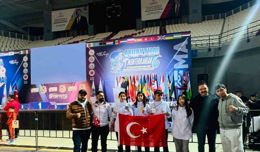 Emirdağ Güçlü Gençlik Spor Kulübü sporcuları, Antalya’dan madalya ile döndü