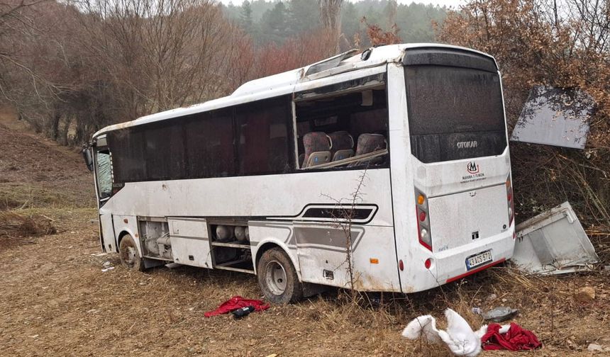 İşçi servisi devrildi: 1 ölü, 8 yaralı